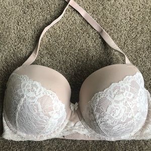 Torrid 5 way strapless tan bra💥
